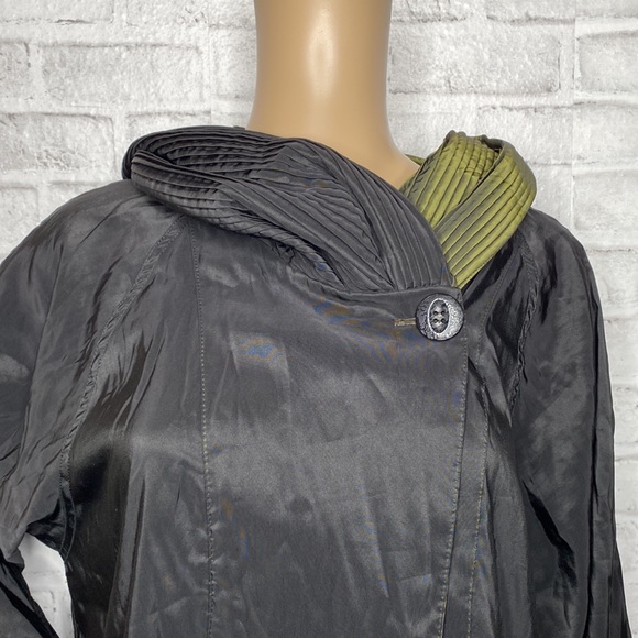 Mycra Pac reversible rainjacket - Picture 11 of 12